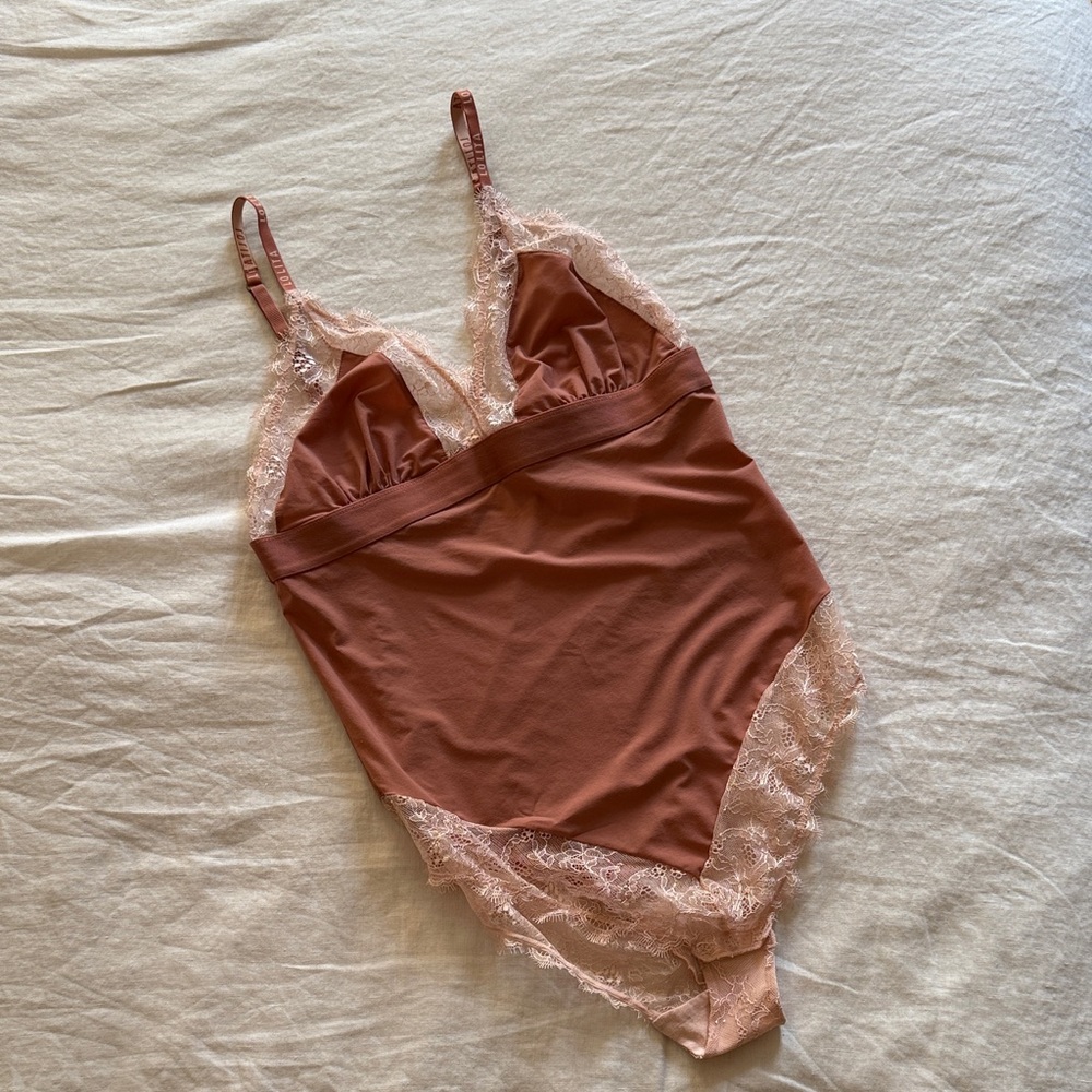 Cult Dutch Brand - Love Stories, NWOT bodysuit (M)
